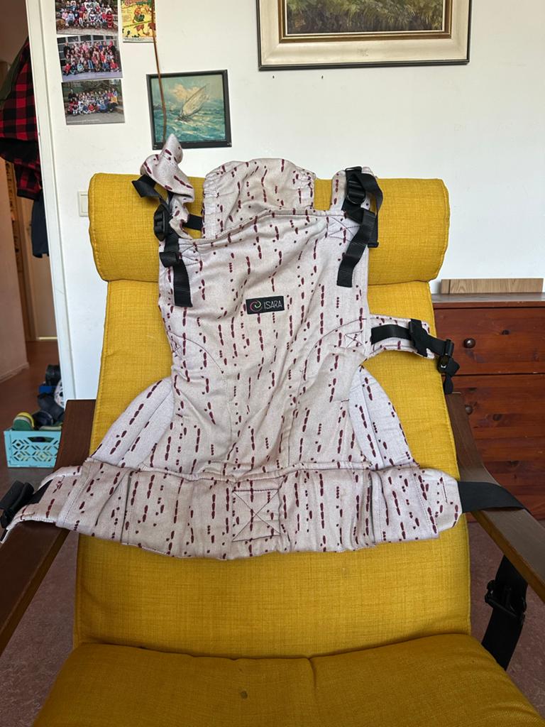 Isara The One Draagzak - Ergonomisch van baby tot kleuter, Kinderen en Baby's, Babydragers en Draagdoeken, Gebruikt, Buik of Rug