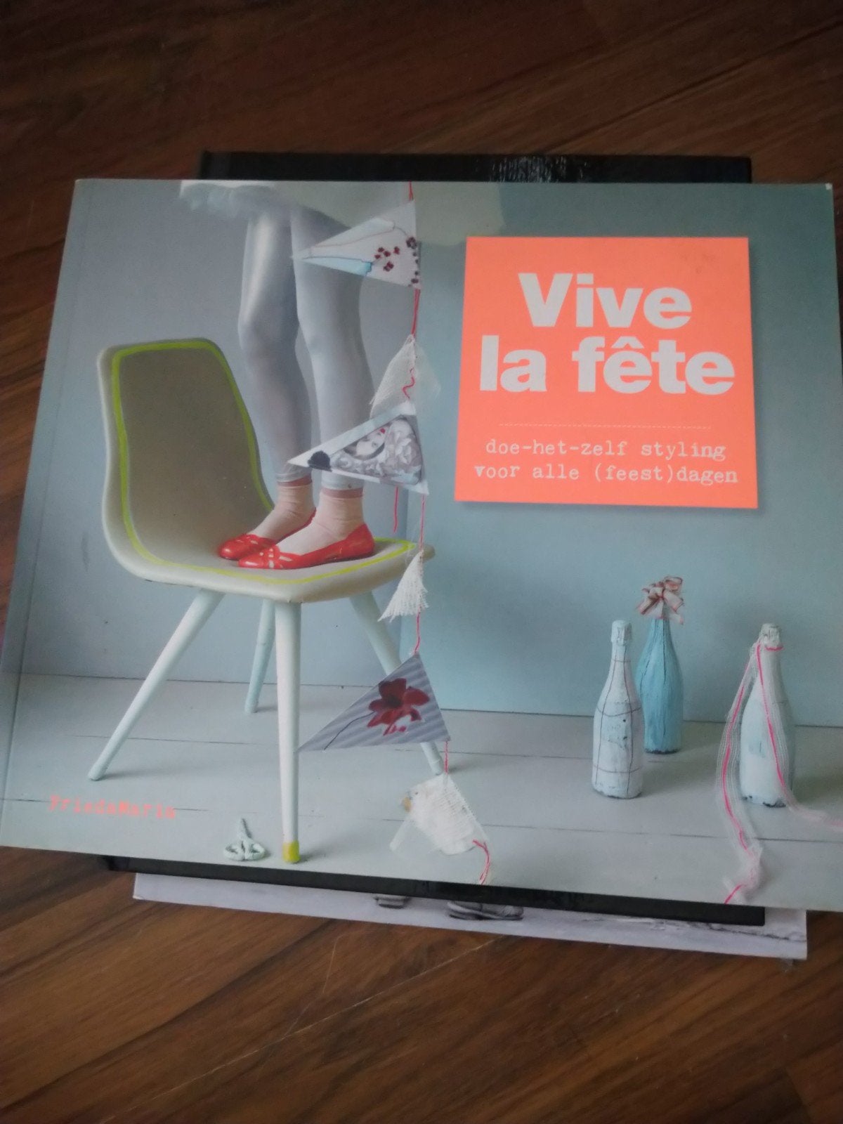 F. Nooijer - Vive la fete, Boeken, Mode, Gelezen, Ophalen of Verzenden, Mode algemeen, F. Nooijer; M. Weijer
