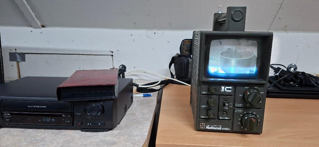 Tv Zeldzaam, Audio, Tv en Foto, Vintage Televisies, Zo goed als nieuw, Minder dan 40 cm, Overige merken, Ophalen of Verzenden