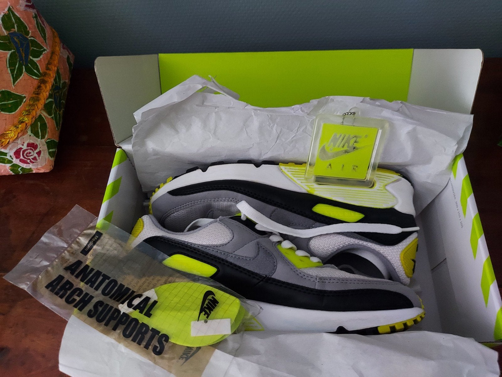 Nike airmax 90 maat 39, Kleding | Dames, Schoenen, Zo goed als nieuw, Sneakers of Gympen, Geel, Ophalen of Verzenden