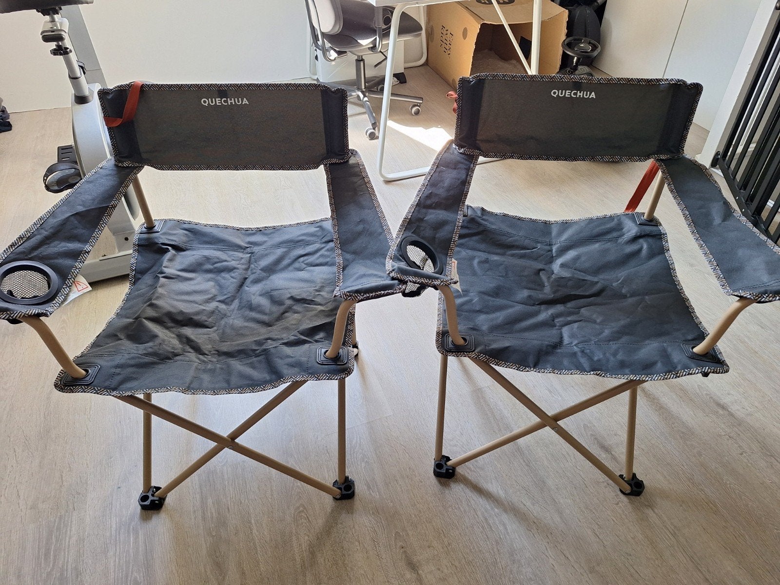 Wees er snel bij!! Voor een koopje! 2 zgan stoelen Decathlon, Ophalen, Zo goed als nieuw, Campingstoel