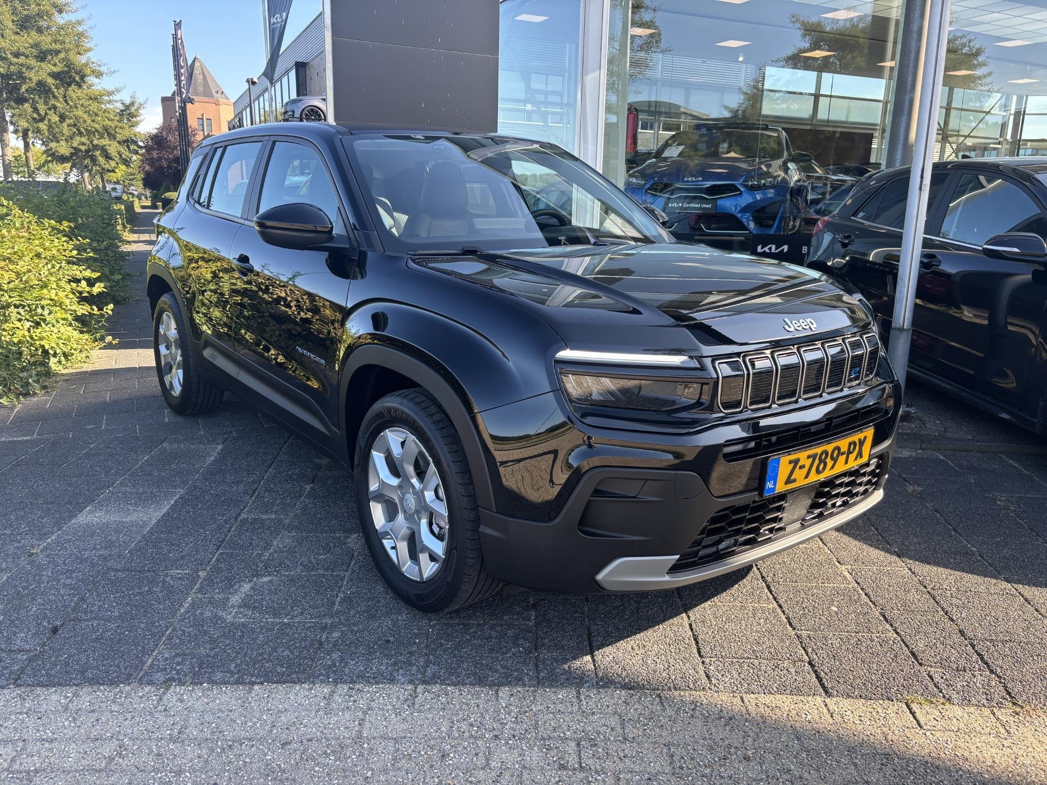 Jeep Avenger Altitude 54 kWh, Eerste Eigenaar, Climate Contr, Auto's, Gebruikt, 156 pk, Leder en Stof, Origineel Nederlands