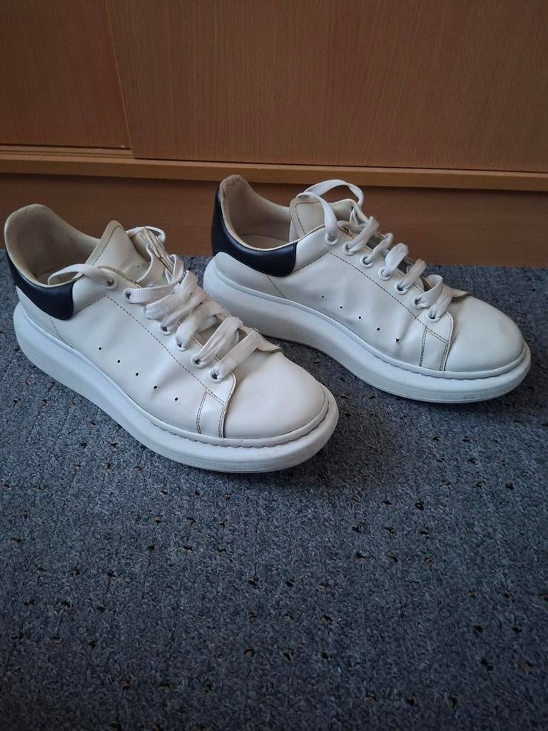 Alexander McQueen sneakers maat 44, Alexander McQueen, Wit, Ophalen of Verzenden, Sneakers of Gympen