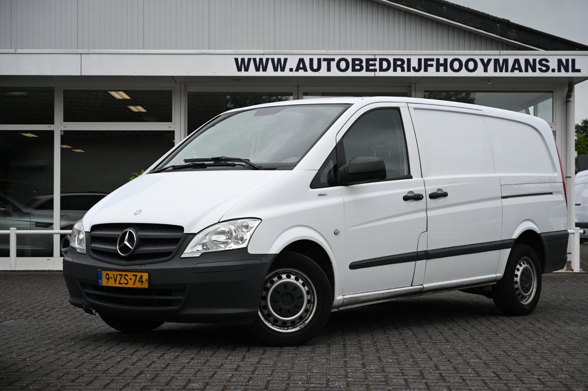 Mercedes-Benz Vito 113 CDI 320 Lang Dubbele schuifdeur Airco, Euro 5, Gebruikt, Zwart, 4 cilinders