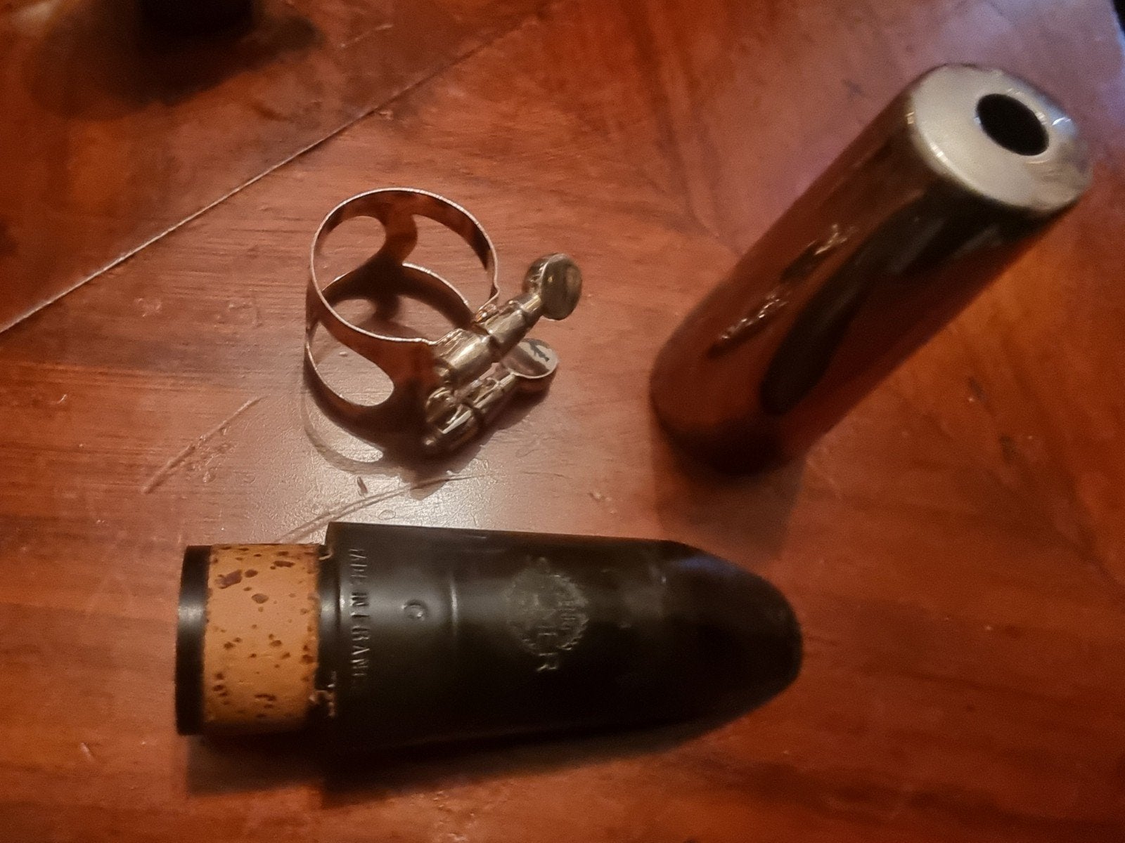 4 Klarinetmondstukken, 2 bekers en 1 tonnetjes (o.a. Selmer), Muziek en Instrumenten, Blaasinstrumenten | Klarinetten, Verzenden