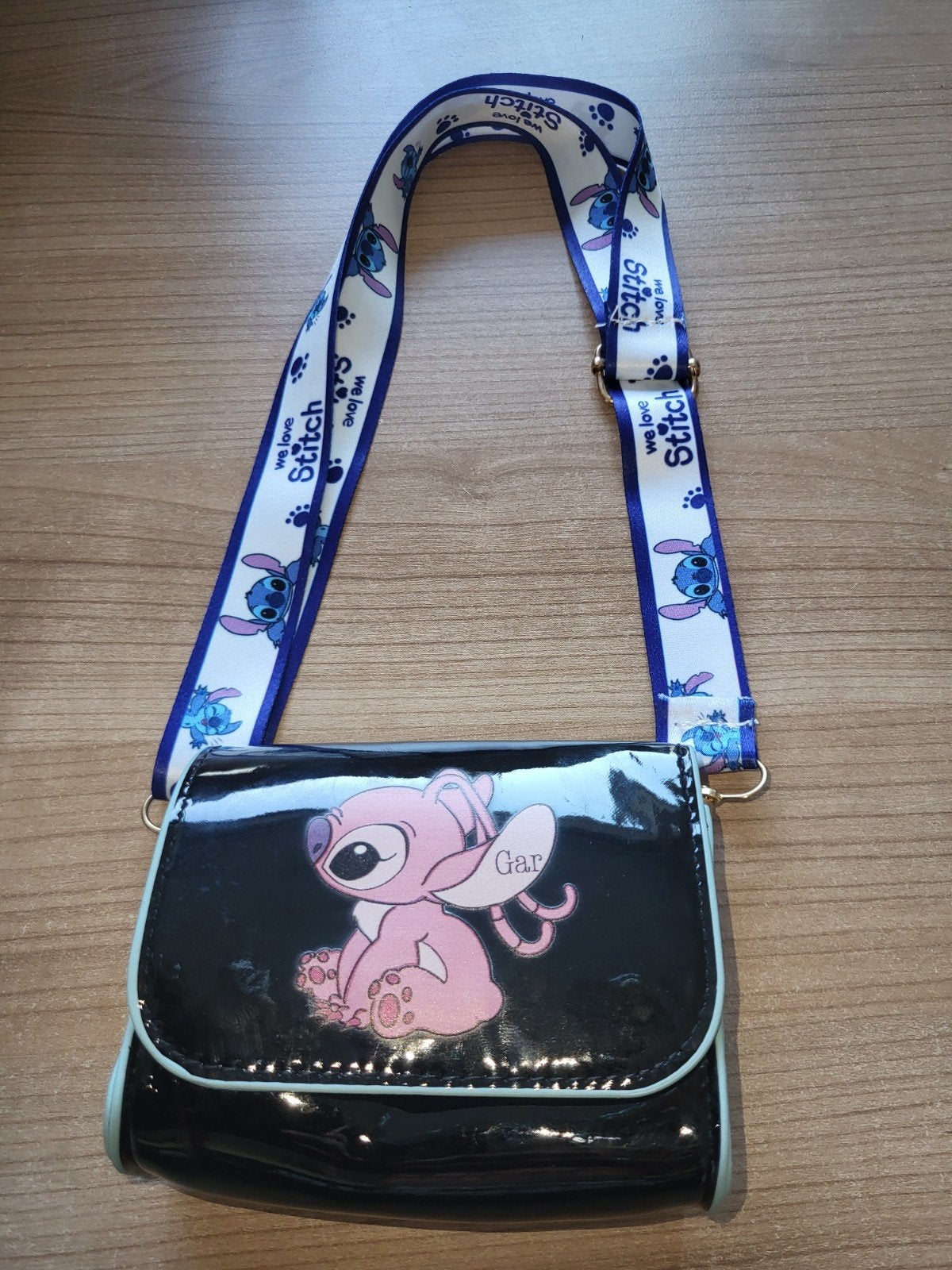 Leuk Stitch Schoudertasje - Zwart met Roze Angel, Ophalen of Verzenden, Nieuw, Roze, Schoudertasje