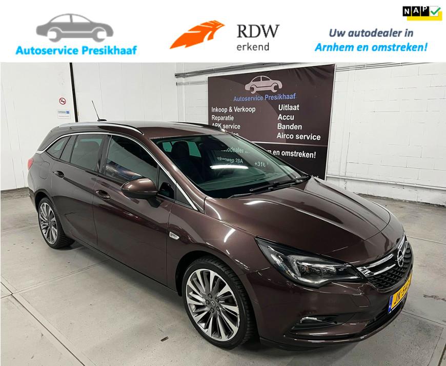 Opel Astra Sports Tourer 1.4 Innovation HALF-LEDER / CARPLAY, Voorwielaandrijving, Gebruikt, 4 cilinders, Leder en Stof