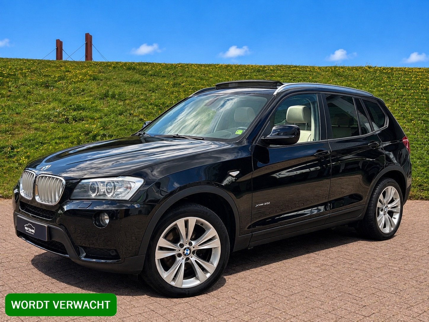BMW X3 xDrive35i High Executive NET BINNEN | BINNENKORT ONLI, Auto's, Automaat, Gebruikt, Beige, 2000 kg