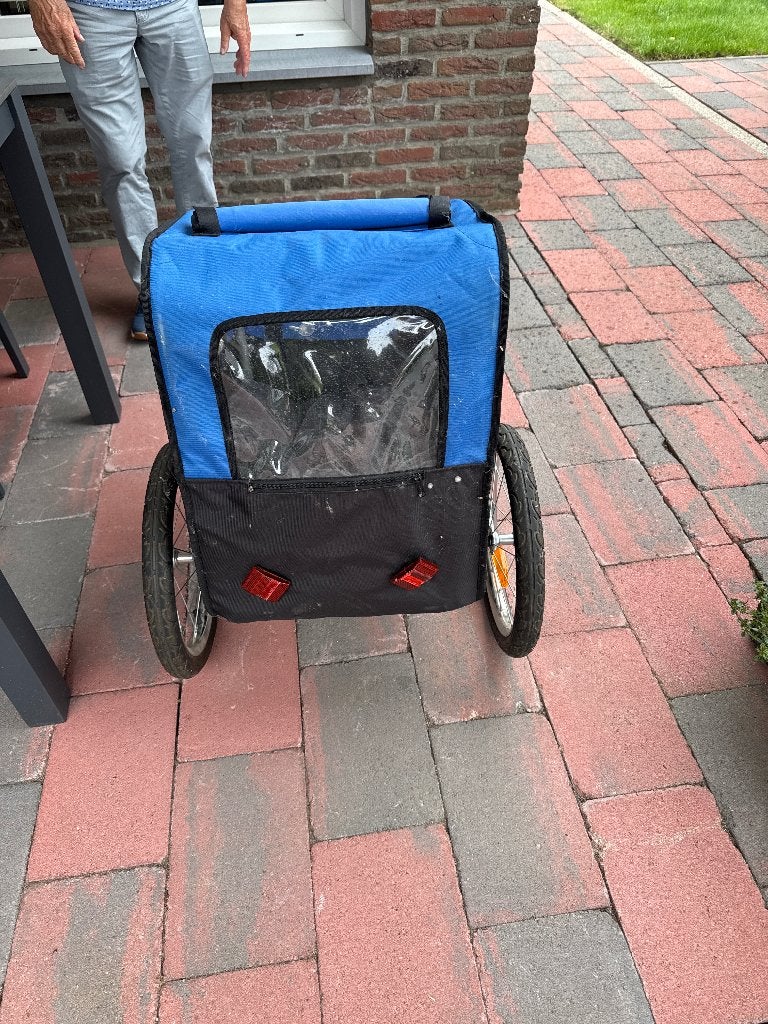 Honden fietskar, Ophalen, Zo goed als nieuw