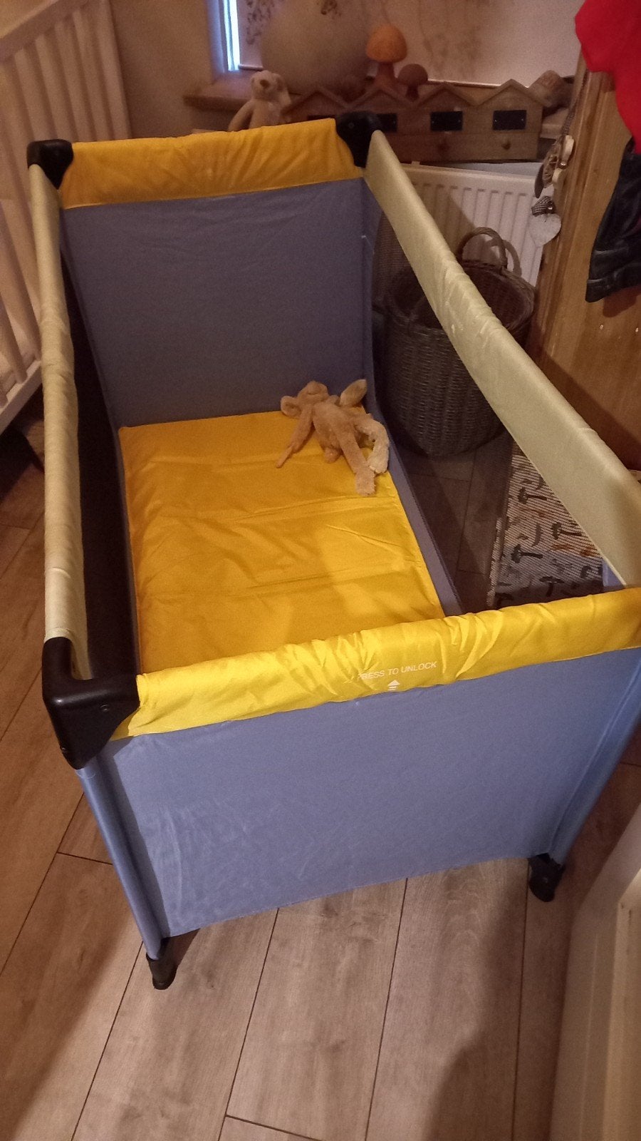Hauck Dream N Play campingbedje, Kinderen en Baby's, Babywiegjes en Ledikanten, Ophalen