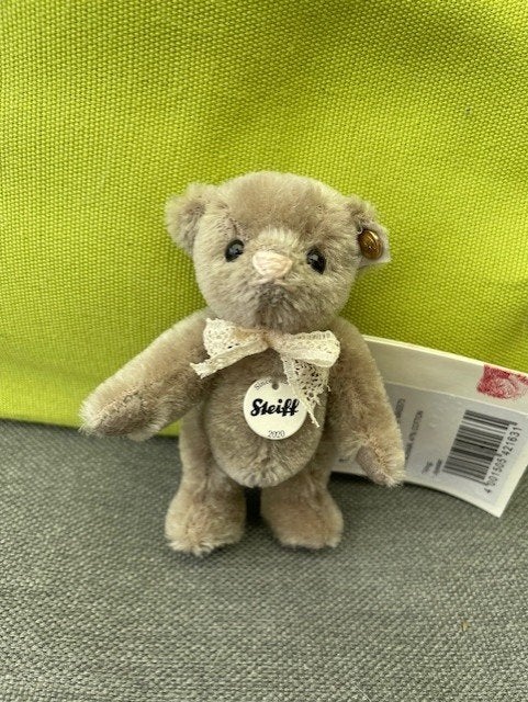 Steiff clubbeertje 10cm 2020 overproductie., Ophalen of Verzenden, Nieuw, Stoffen beer, Steiff