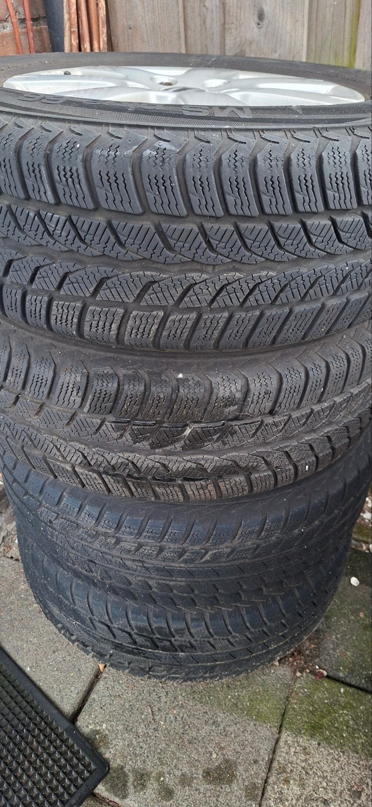 Uniroyal  205 65 15, Ophalen, Gebruikt