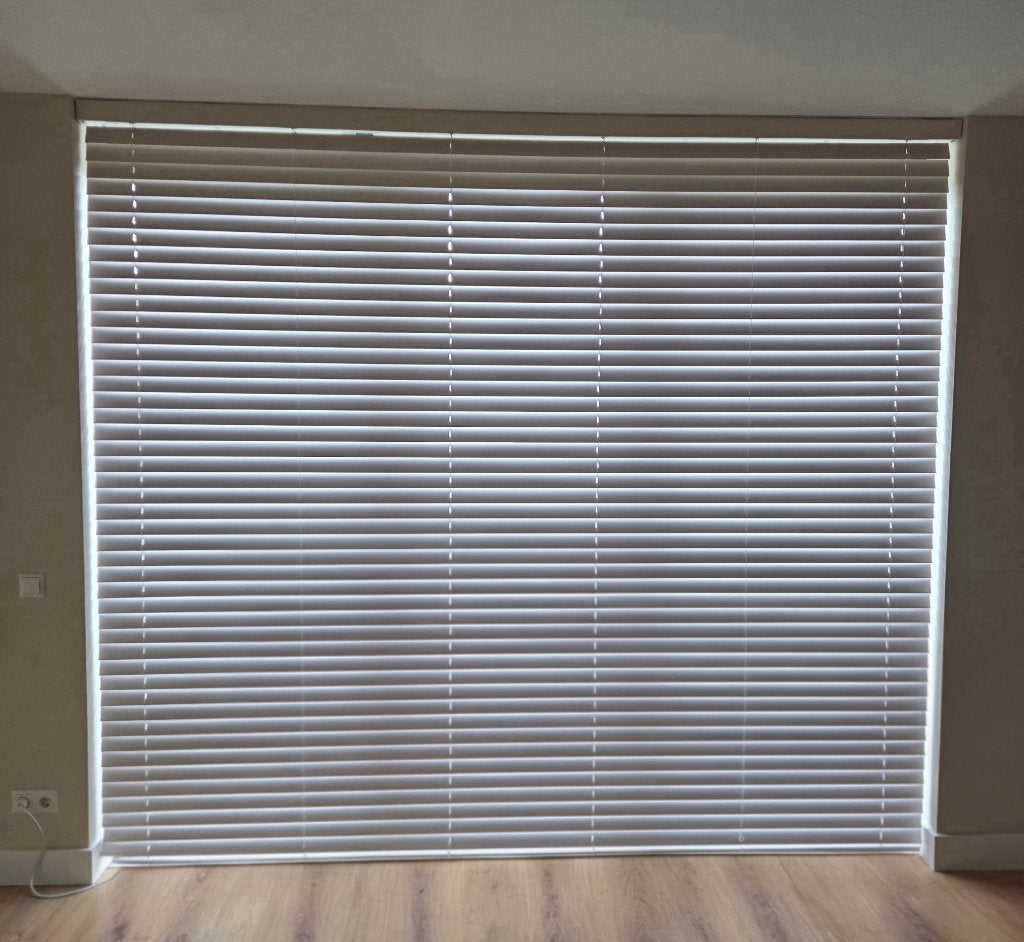 Jaloezieën / Blinds Electric & Manual, Ophalen, Zo goed als nieuw