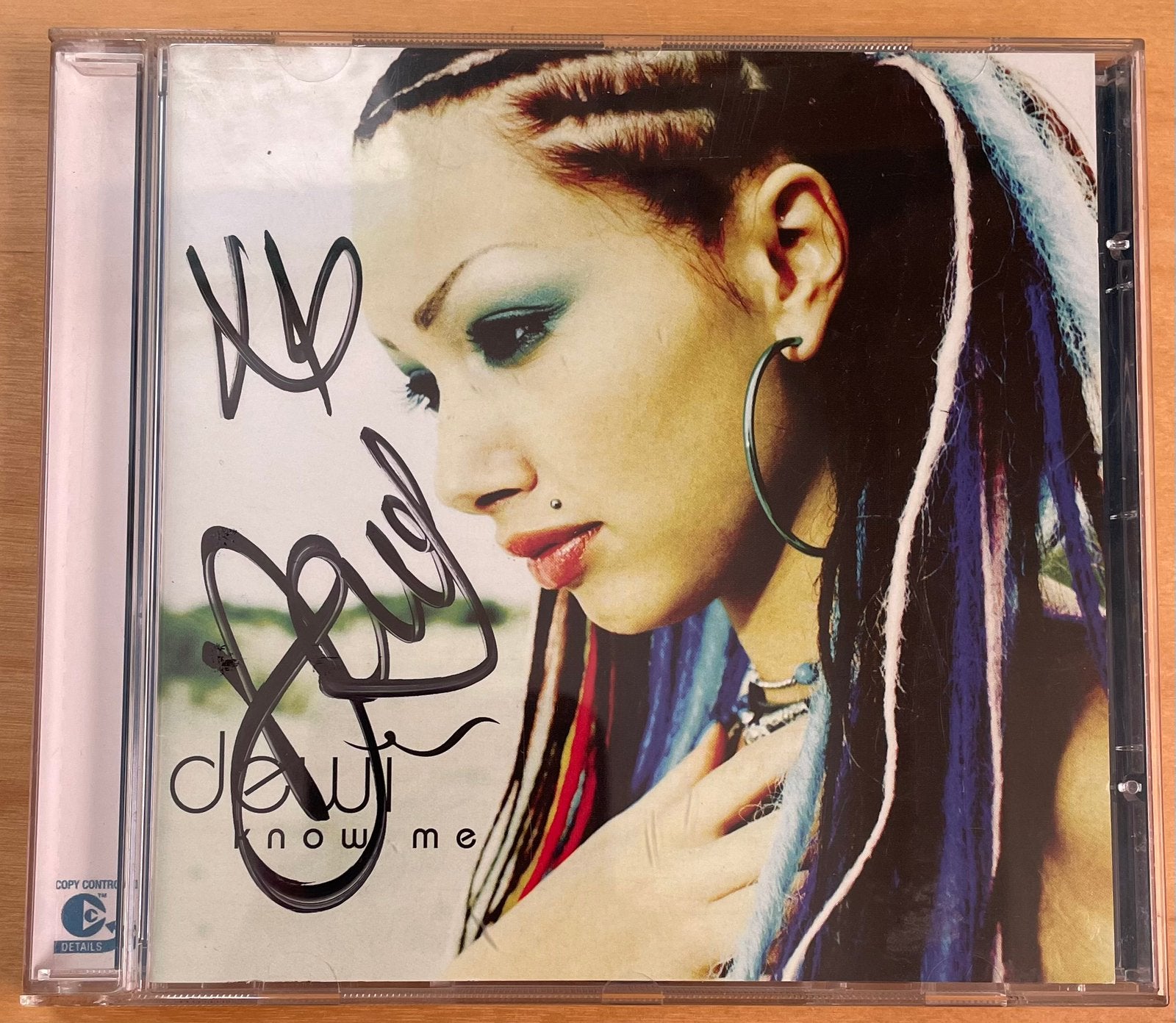 CD Dewi/Know me (gesigneerd), Ophalen of Verzenden, Gebruikt