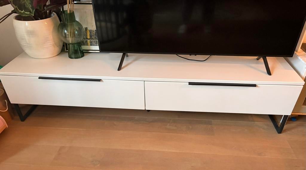 Tv-meubel met opbergruimte, Ophalen, 150 tot 200 cm, Zo goed als nieuw, Minder dan 100 cm