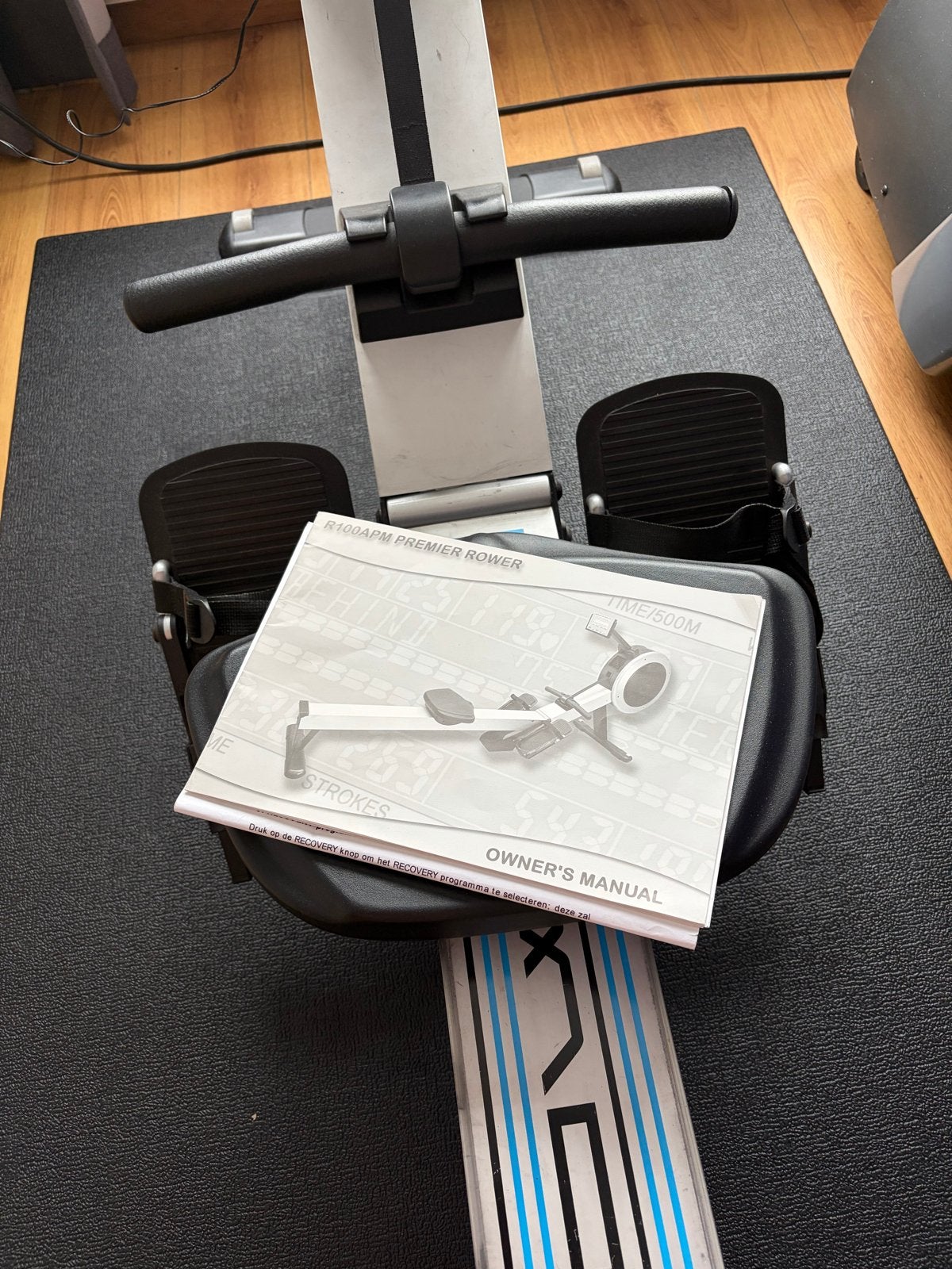 Roeitrainer R100APM Premier Rower - Zo goed als nieuw, Ophalen, Armen, Zo goed als nieuw, Metaal