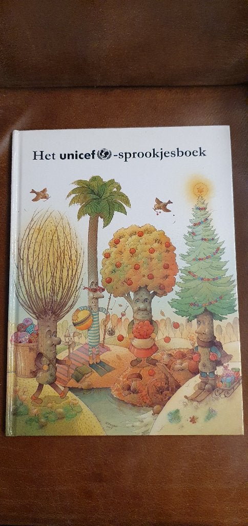 Het unicef-sprookjesboek, Boeken, Ophalen of Verzenden, Gelezen