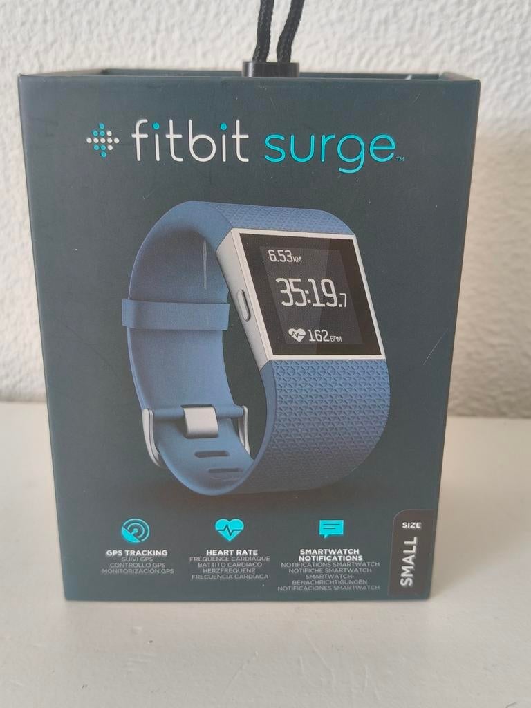 Fitbit Surge Smartwatch (2 stuks) - Ongetest, zonder oplader, Gebruikt, Blauw, GPS, IOS