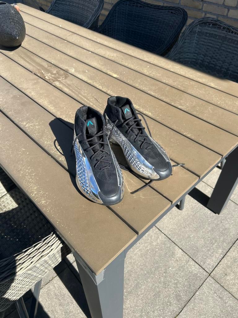 Adidas Anthony Edwards 2 (AE 2) Chrome Maat 43 1/3, Ophalen of Verzenden, Gedragen, Overige kleuren, Sneakers of Gympen