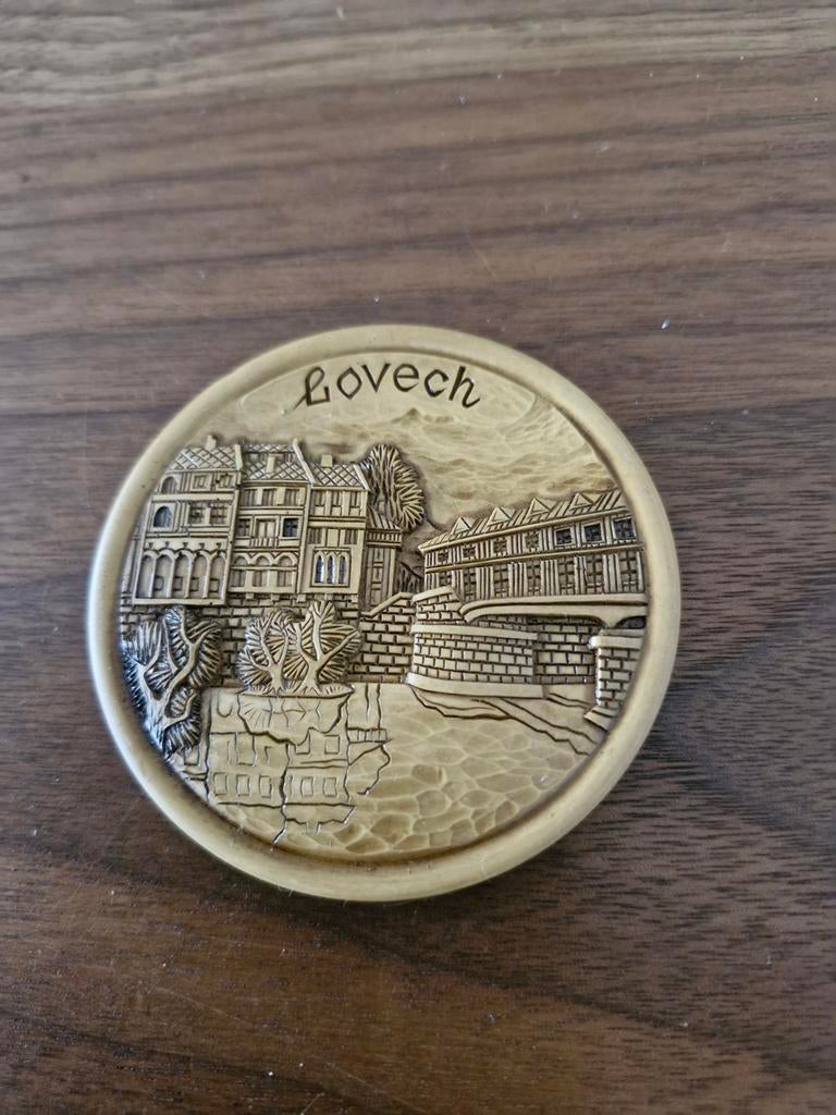 272 Koelkastmagneet Lovech reliëf plaquette, Ophalen of Verzenden