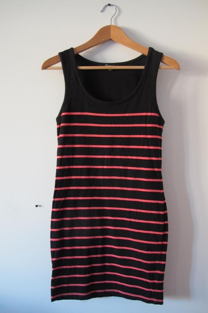 Black & pink striped dress (Forever 21), Zwart, Ophalen of Verzenden, Zo goed als nieuw, Forever 21