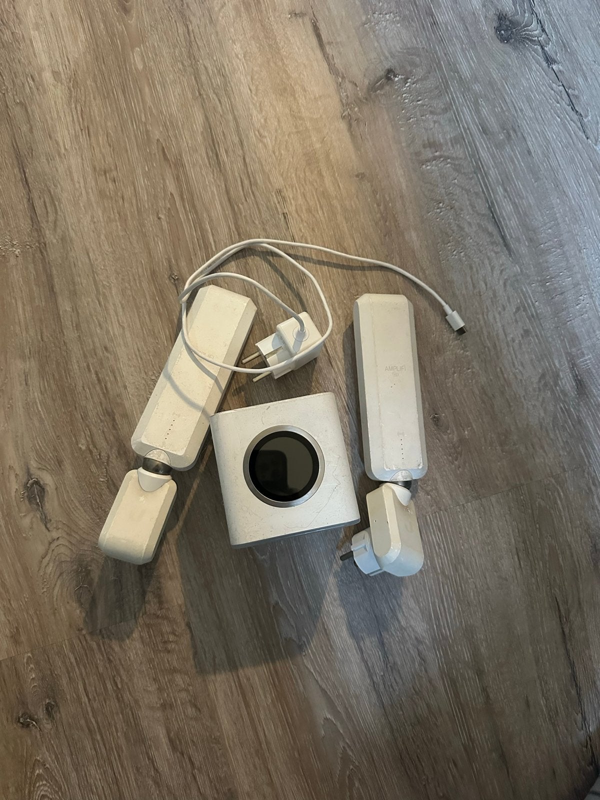 AmpliFi HD Mesh Wi-Fi Systeem (Router + 2 Mesh Points), Ophalen, Gebruikt, Router
