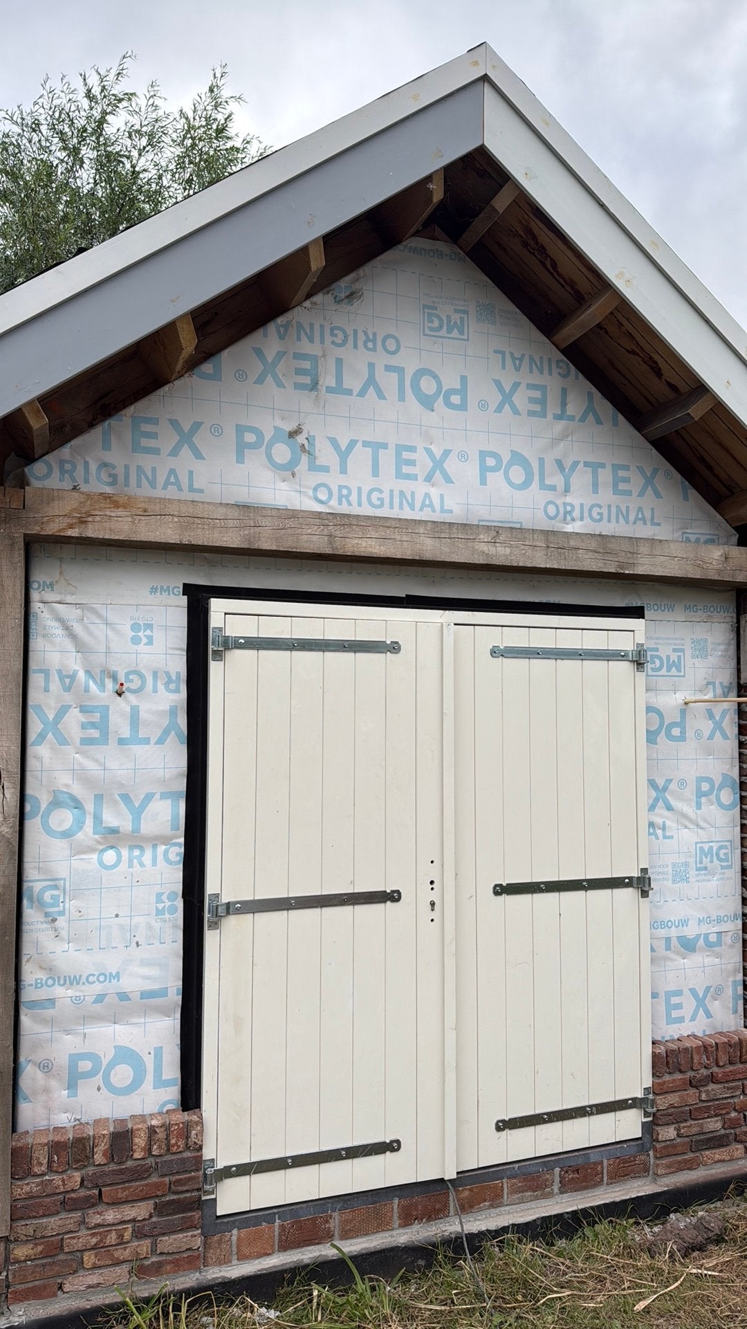 Ca. 40m1 Polytex 3-laags spinvlies (waterdicht, dampopen), Ophalen, Nieuw, 15 m² of meer, Folie