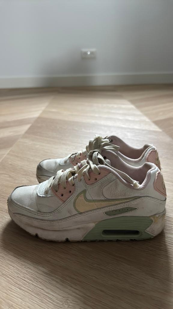 Nike Air Max maat 35.5, Ophalen of Verzenden, Gebruikt, Sportschoenen