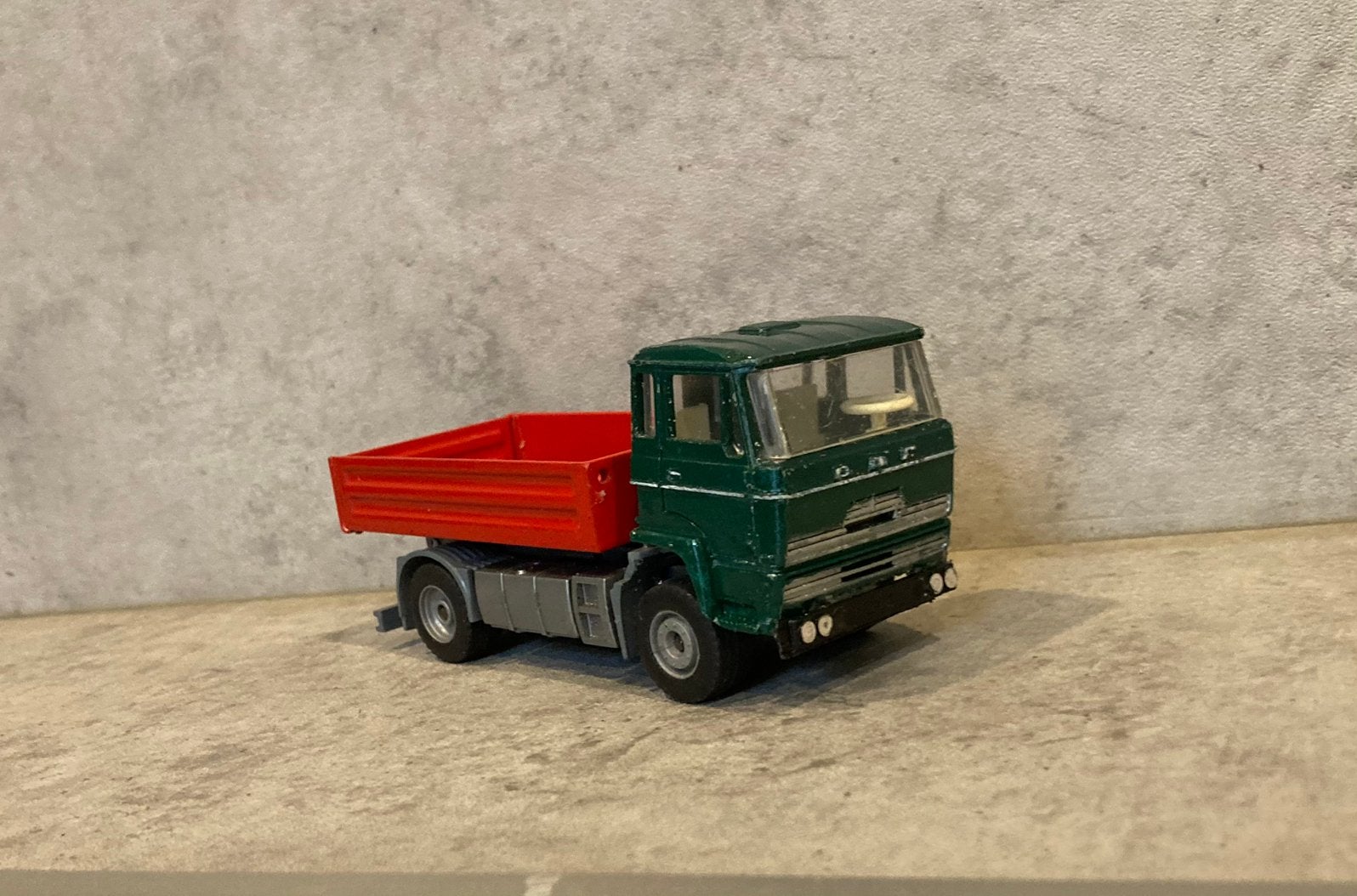 Daf 1900 FA 4 x 4 kipper eigenbouw, Ophalen of Verzenden, Gebruikt, Bus of Vrachtwagen, SIKU