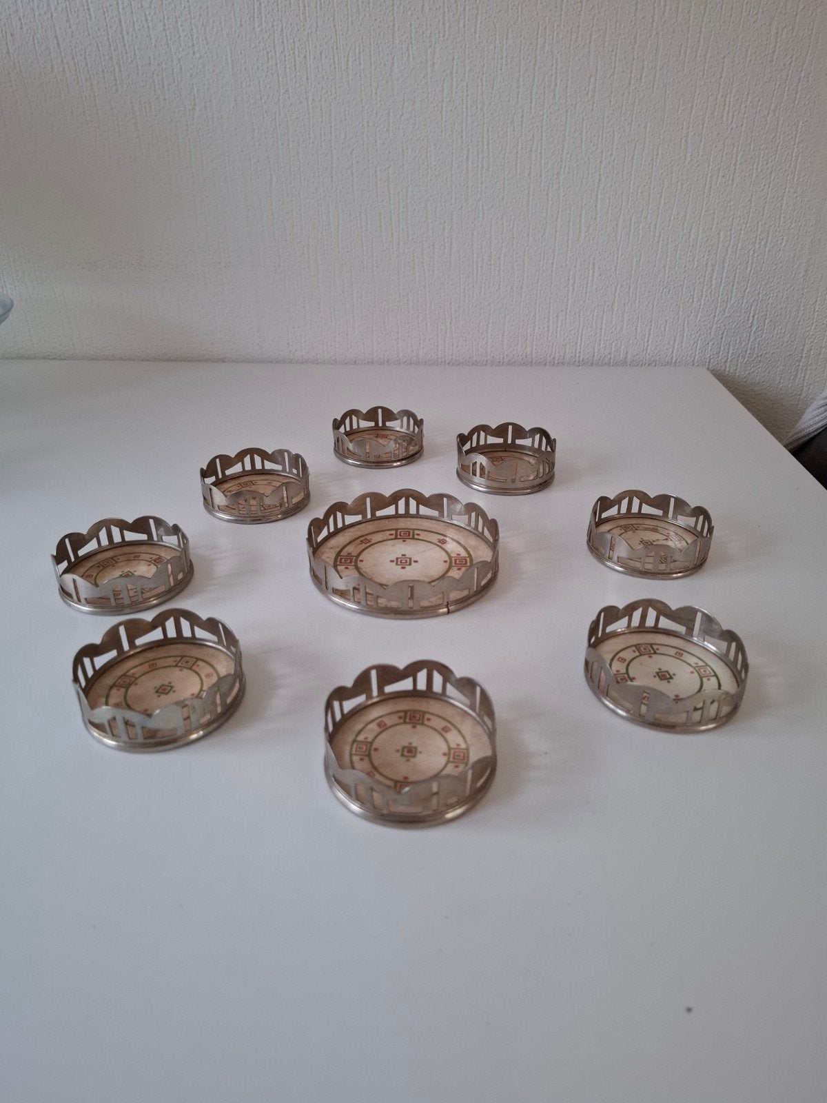Set onderzetters met karaaf onderzetter, Ophalen