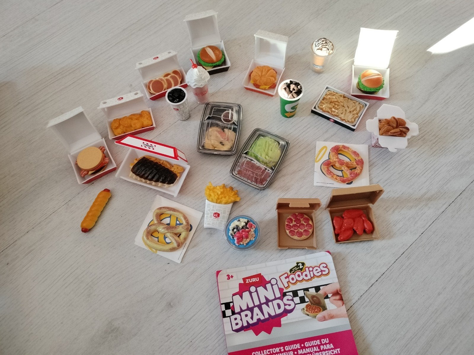zuru mini brands foodies, Ophalen, Zo goed als nieuw