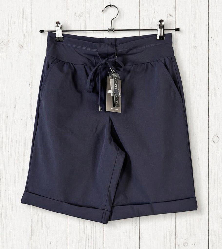 Mi Piace travelstof bermuda /korte briek  maat: XS dark blue, Kleding | Dames, Broeken en Pantalons, Kort, Blauw, Ophalen of Verzenden