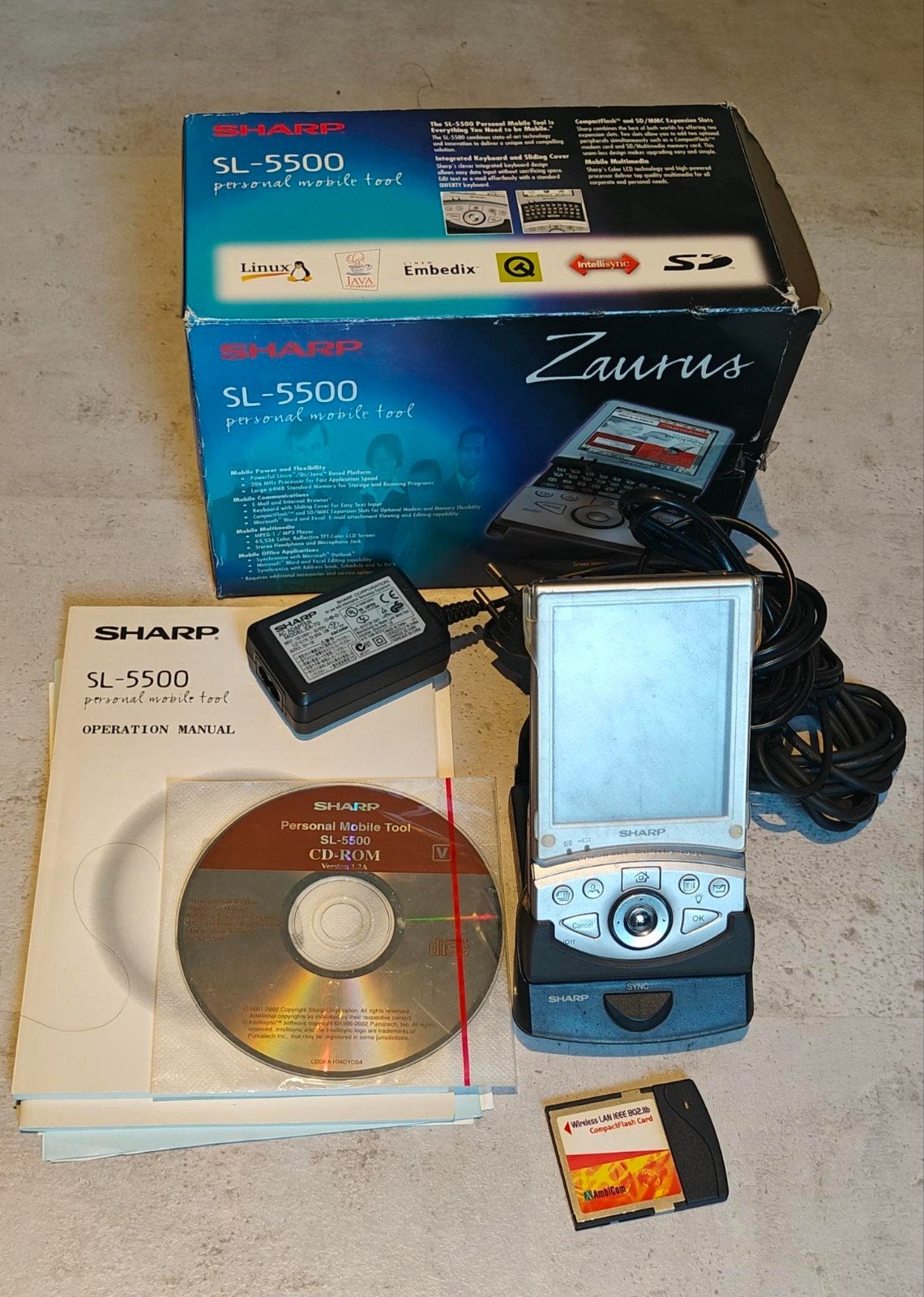 Sharp Zaurus SL-5500 PDA met Linux OS en accessoires, Ophalen