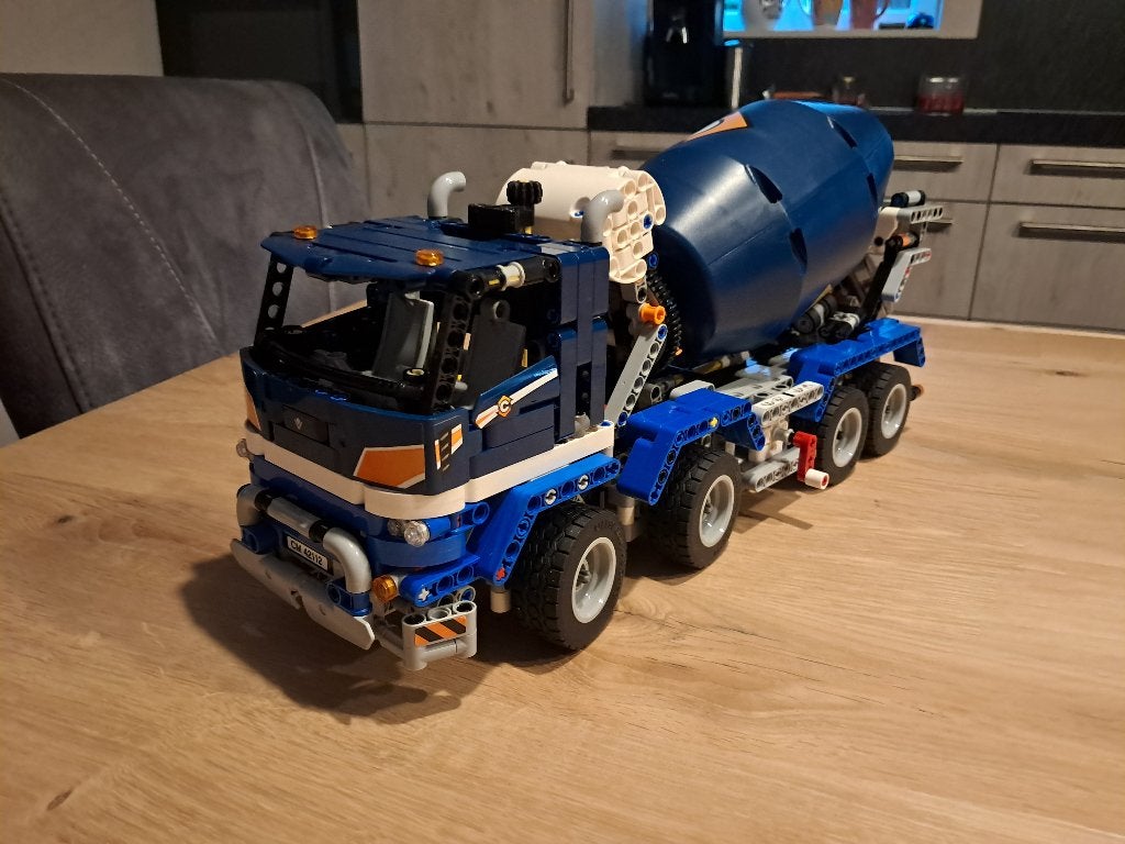 Lego technic beton vrachtauto 42112, Lego, Compleet, Ophalen of Verzenden, Zo goed als nieuw