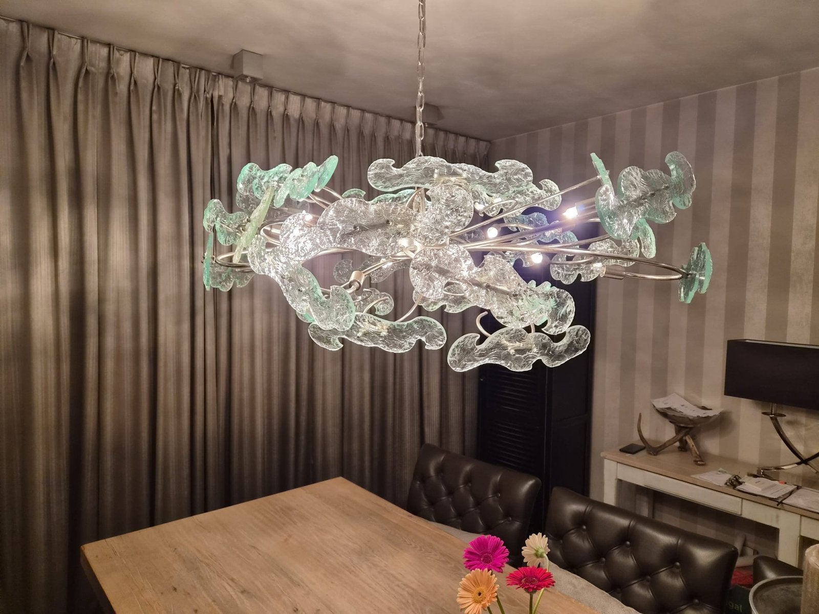 Unieke Design Kroonluchter met Glazen Bladeren, Ophalen, Zo goed als nieuw, Glas, E14 (klein)