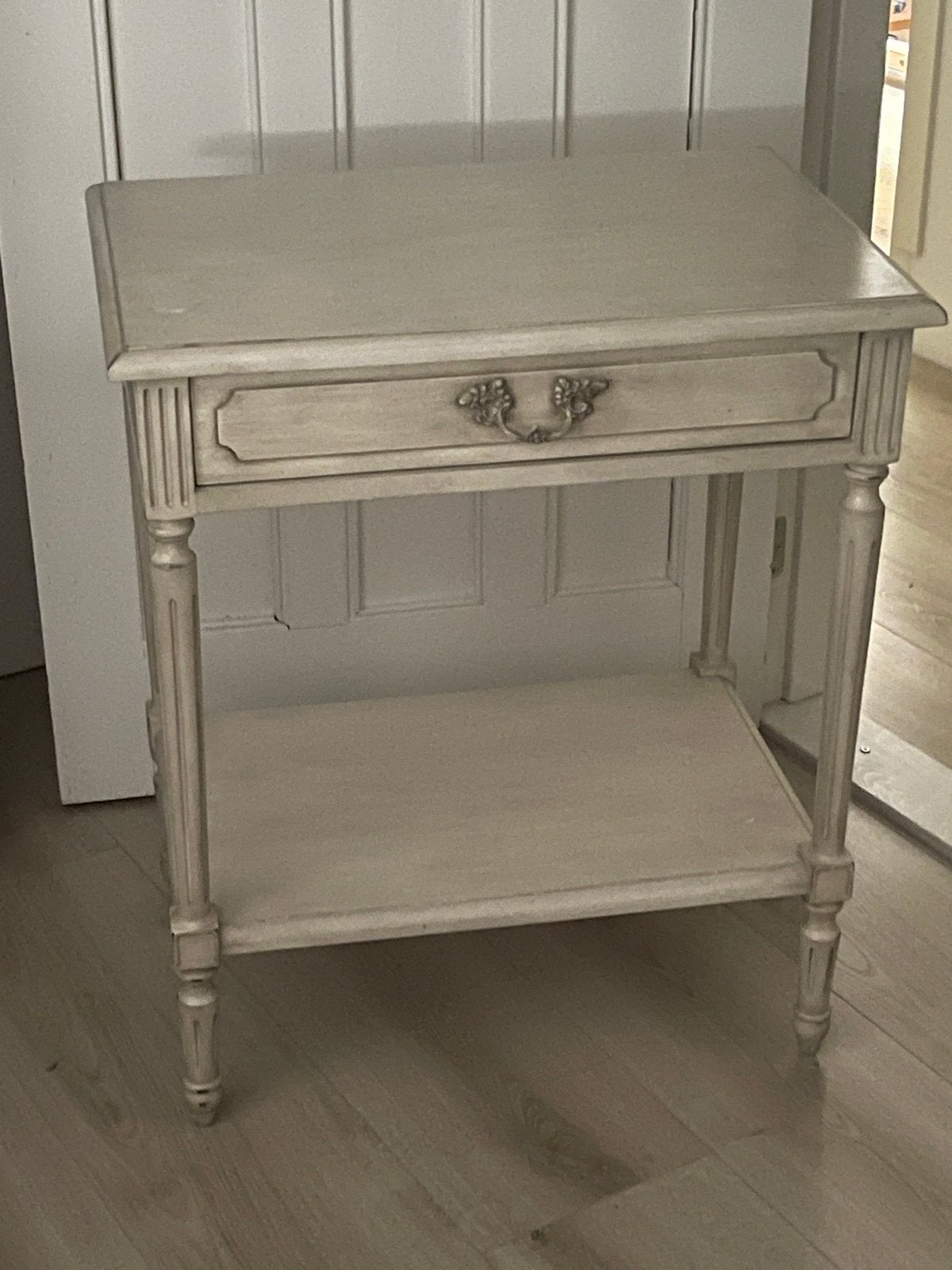Empire stijl bijzettafel/sidetable - perfect voor hal/slaapk, Ophalen