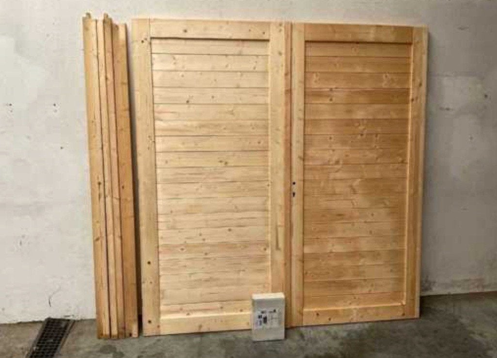 Nieuwe Dubbeldeur H=2240mm B=2100mm, Doe-het-zelf en Verbouw, Ophalen, Nieuw, Buitendeur, Hout