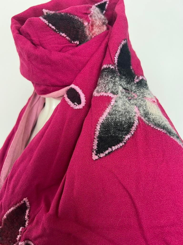 Anne-claire petit sjaal roze vilten bloemen, Kleding | Dames, Mutsen, Sjaals en Handschoenen, Maat 46/48 (XL) of groter, Ophalen of Verzenden