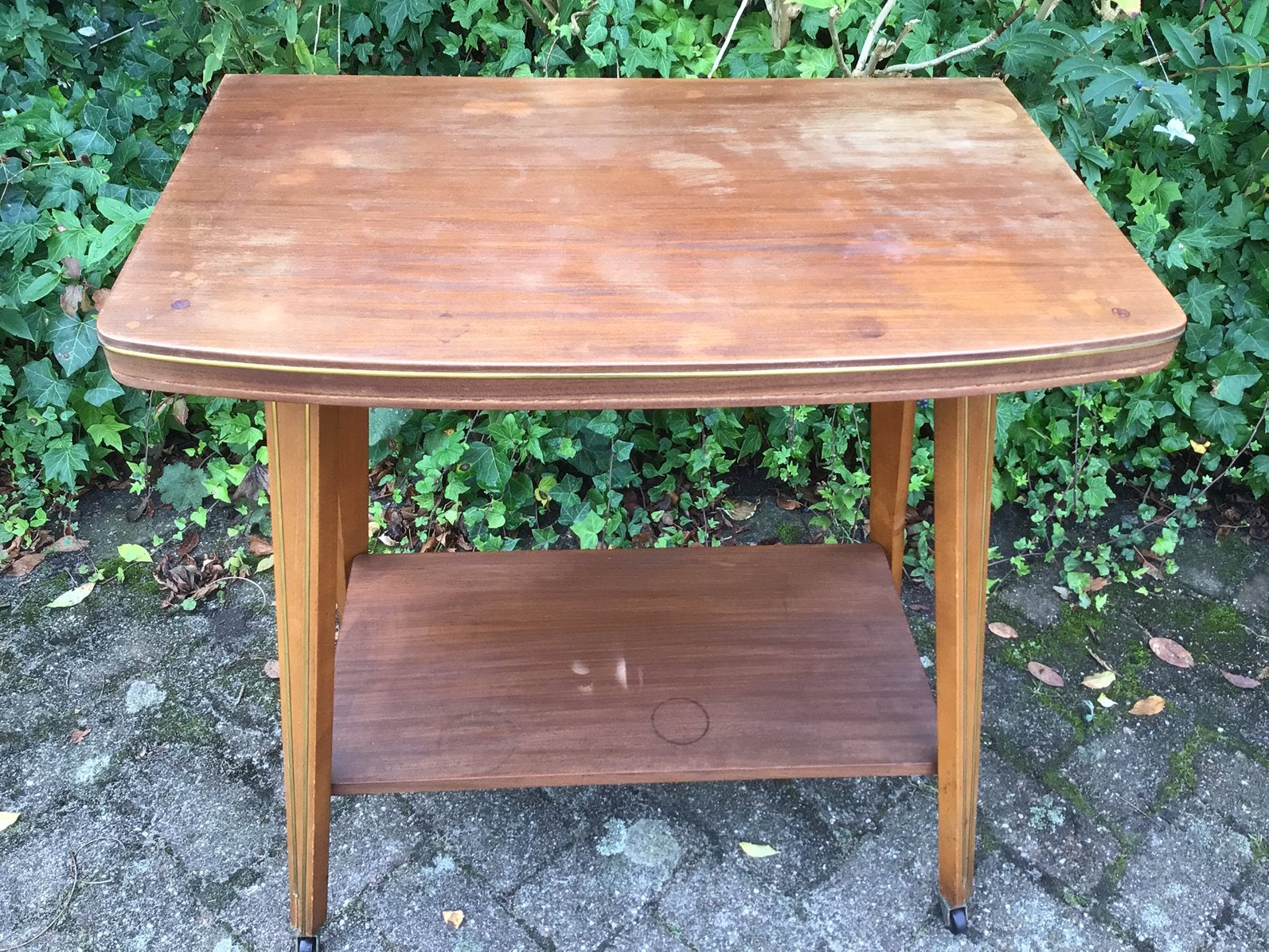 Vintage tv tafeltje, Ophalen