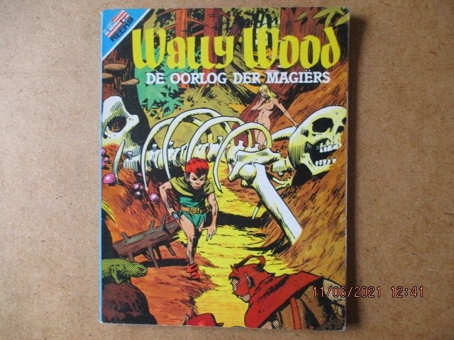 adv4241 wally wood, Eén stripboek, Ophalen, Gelezen
