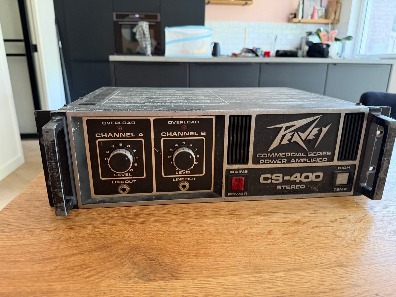 Peavey CS-400 Stereo Eindversterker - Vintage Krachtpatser, Gebruikt, 120 watt of meer, Stereo, Ophalen