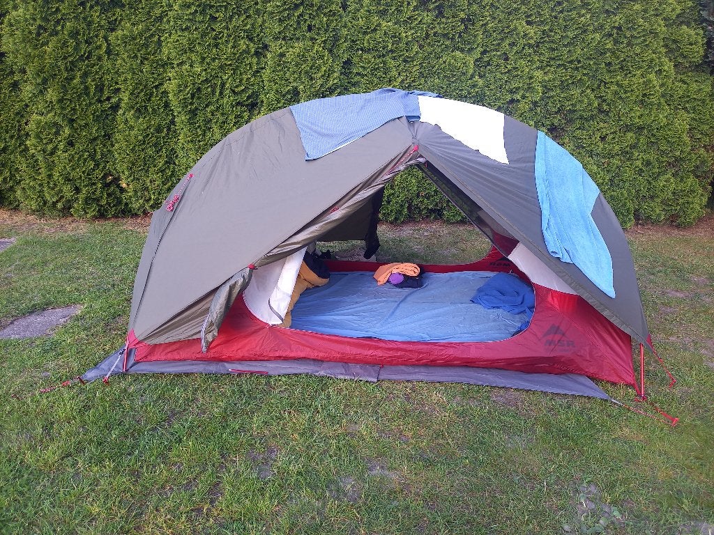 MSR hubba hubba nx 2p te koop met MSR shed en footprint, Caravans en Kamperen, Tenten, Ophalen of Verzenden, Gebruikt, Tot en met 2
