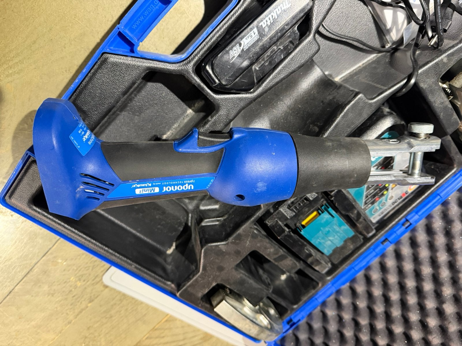 Uponor S-Press MINI2 accu-persmachine in koffer inclusief 3, Ophalen of Verzenden, Zo goed als nieuw, Nvt, Nvt