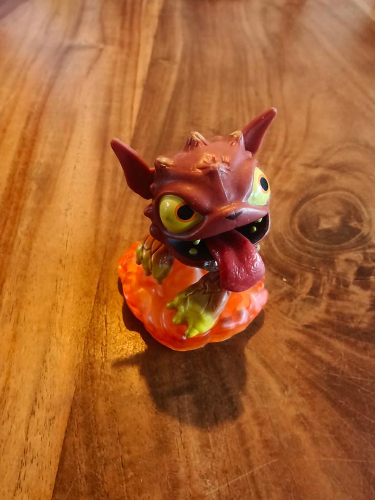 Skylanders SuperChargers Hot Streak Figuur, Ophalen of Verzenden, Zo goed als nieuw, Jongen of Meisje