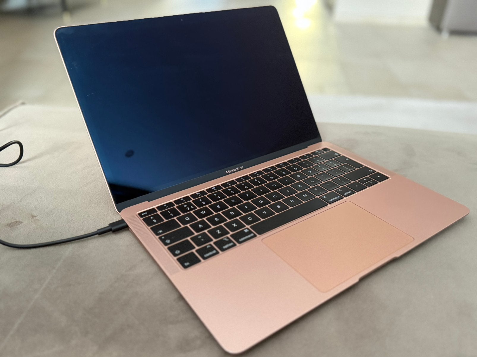 Macbook air rose gold intel i5 als nieuw!, Ophalen, 8 GB, 13 inch, Minder dan 2 Ghz