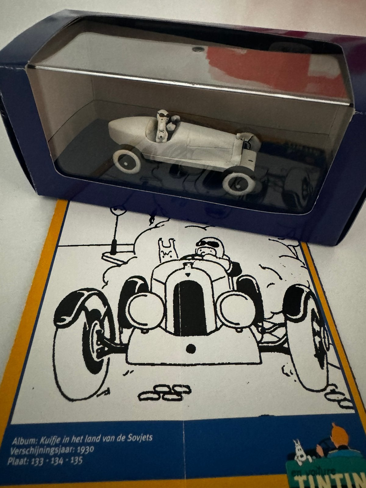 Kuifje auto 1/43 de amilcar uit kuifje en de sovjets, Ophalen of Verzenden, Kuifje, Zo goed als nieuw, Beeldje of Figuurtje