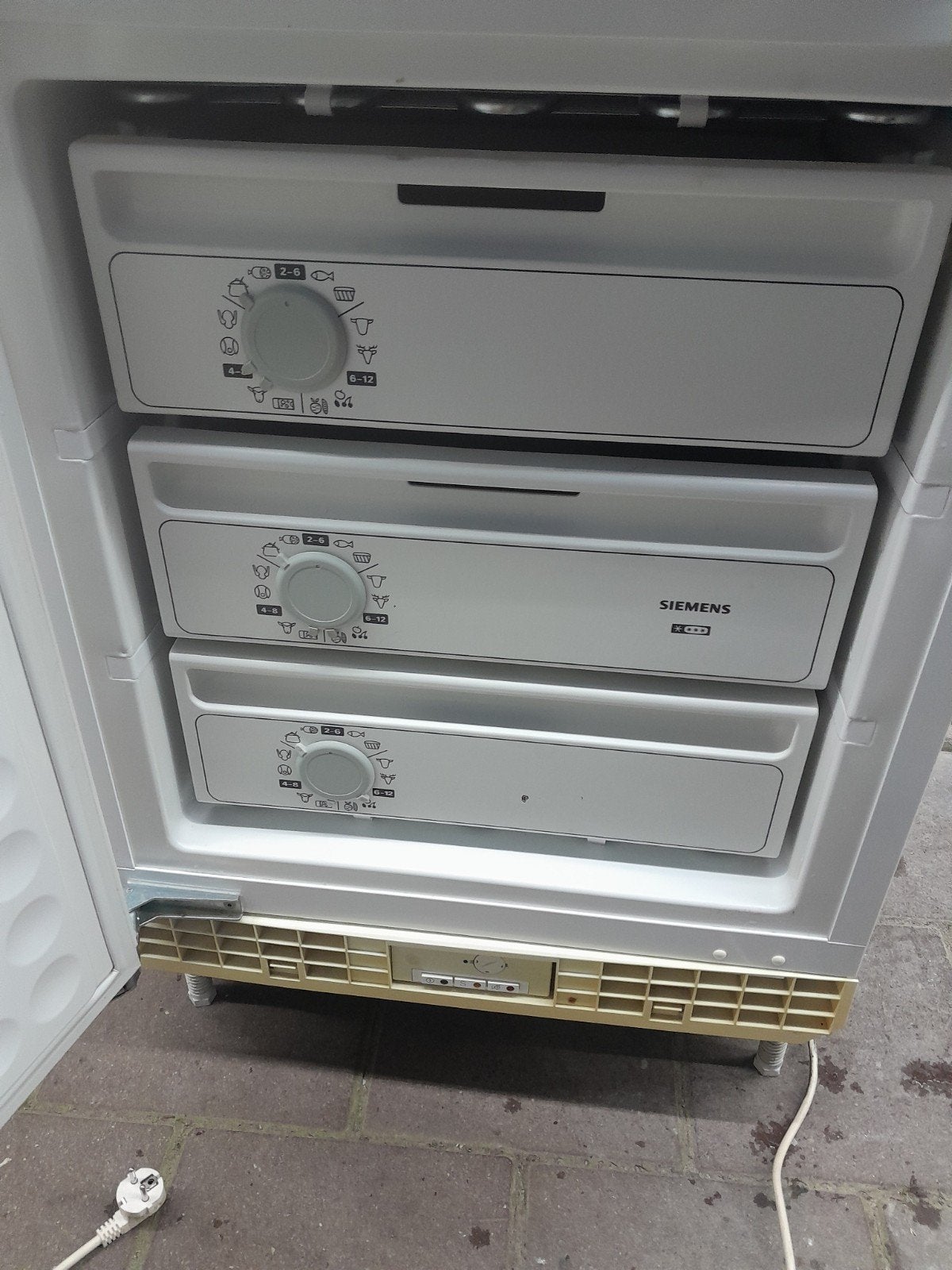 Siemens inb diepvries met 3 lades, Ophalen of Verzenden, Inbouw, Minder dan 60 cm