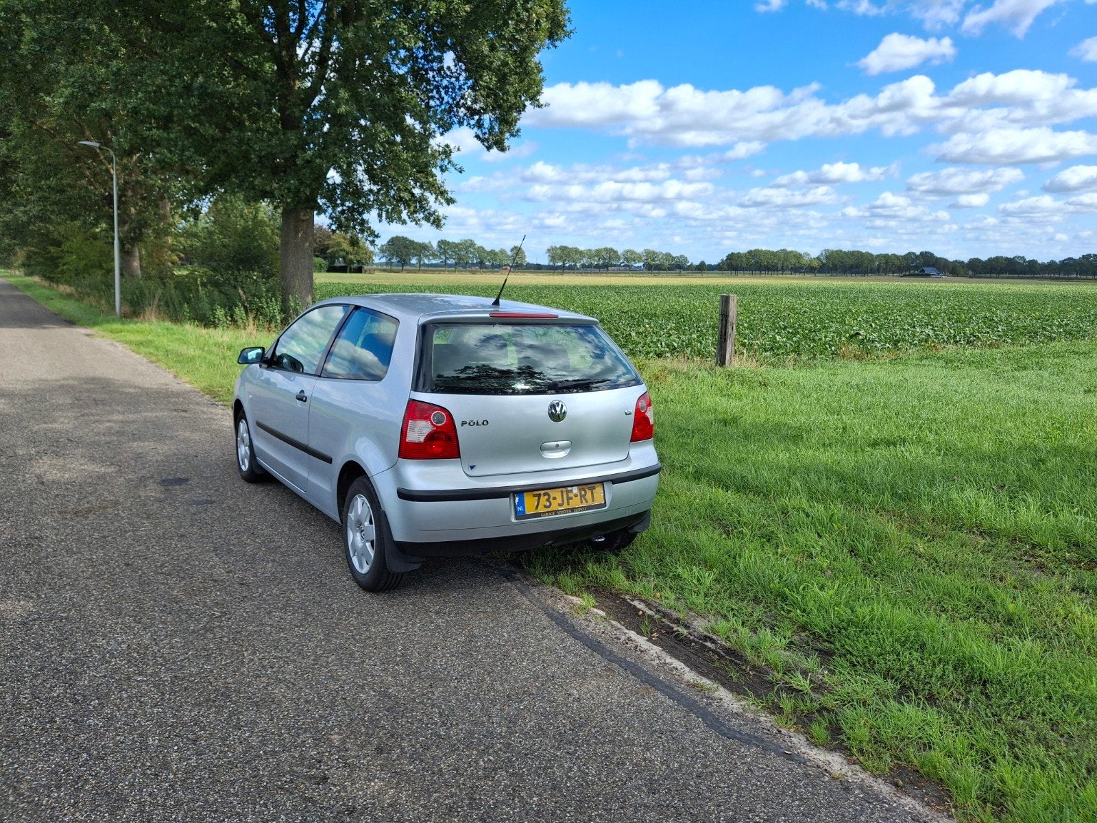 Volkswagen Polo 1.2 47KW 2002 Grijs, Auto's, 1198 cc, Origineel Nederlands, Handgeschakeld, 3 cilinders