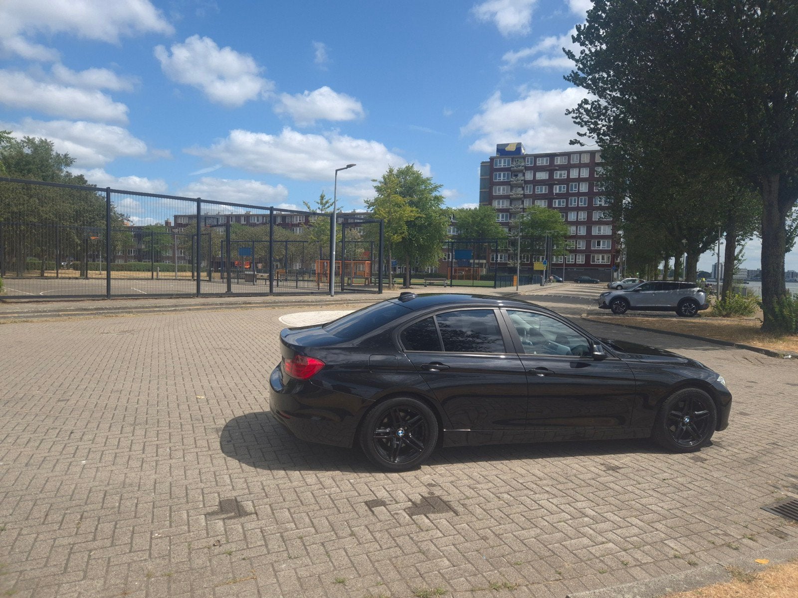 BMW 3-Serie 2.0 316D AUT 2013 Zwart, Auto's, Automaat, 745 kg, 1995 cc, Zwart