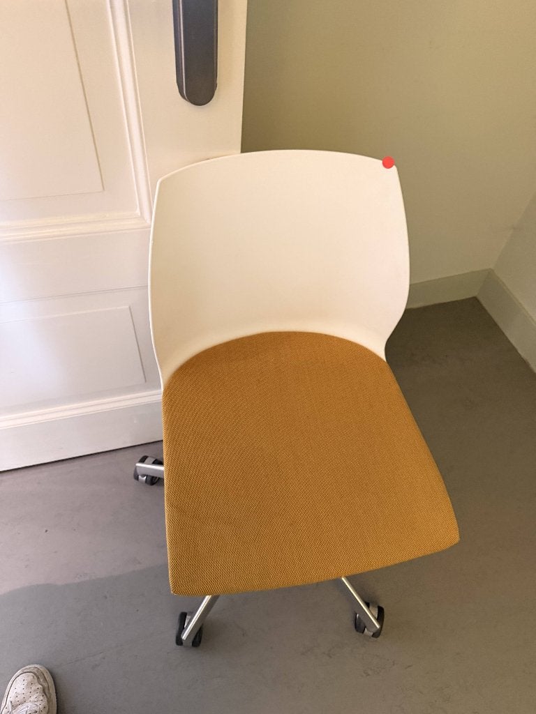 Bureaustoel wit/oker | chroom 5-poot | 2x, Huis en Inrichting, Ophalen, Gebruikt, Wit, Twee
